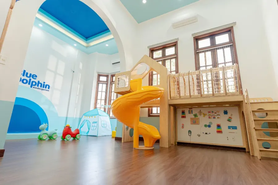 Trường mầm non Cá Heo Xanh (Blue Dolphin Kindergarten) - Thảo Điền