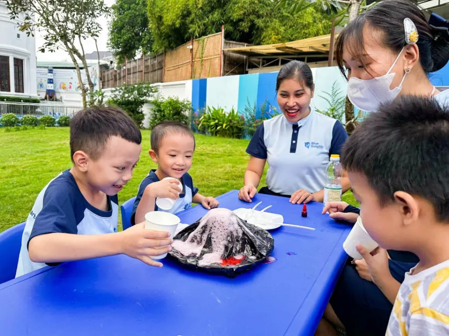 Trường mầm non Cá Heo Xanh (Blue Dolphin Kindergarten) - Thảo Điền
