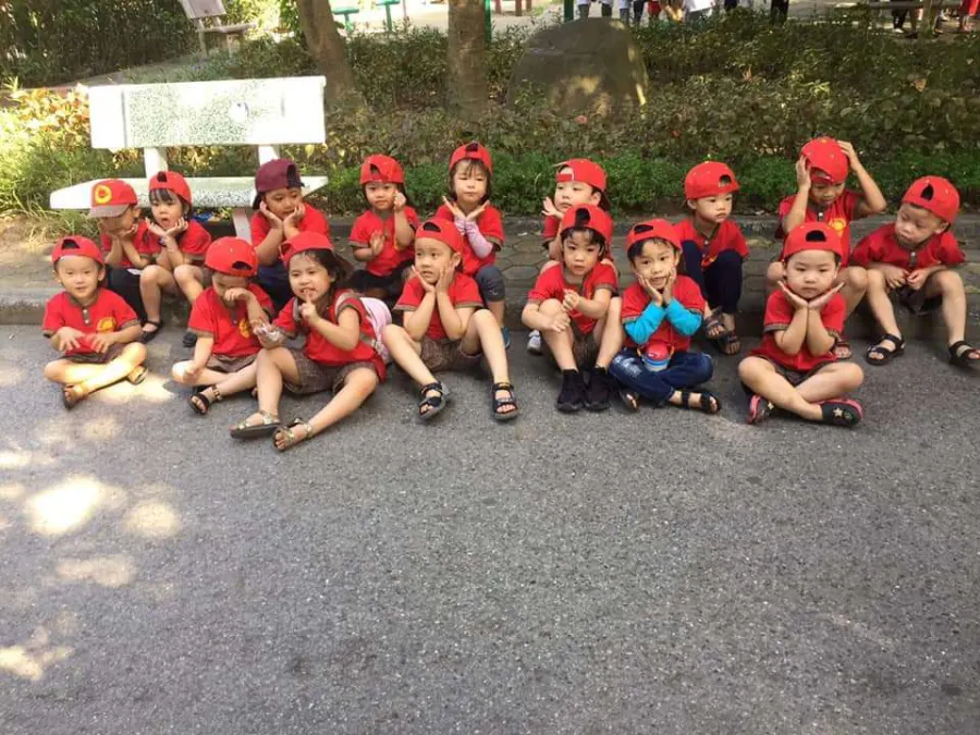 Trường mầm non Mặt Trời Đỏ Montessori