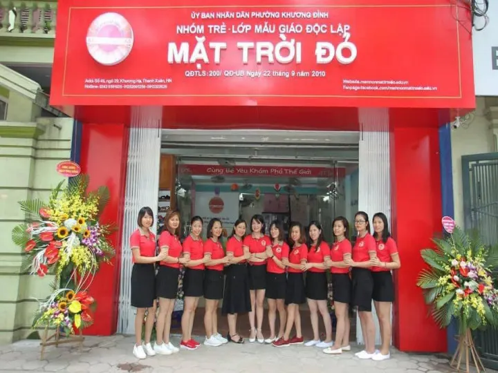 Trường mầm non Mặt Trời Đỏ Montessori