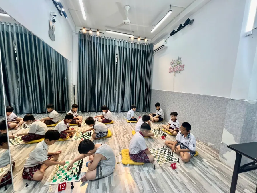 Câu Lạc Bộ Tiền Tiểu Học, Văn Hóa Và Năng Khiếu Hoa Lan