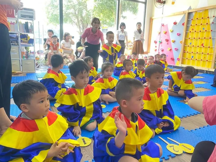 Trung Tâm Luyện Chữ Đẹp Cô Hằng An