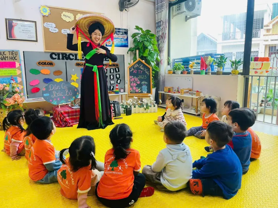 Trường mầm non Disneyland Montessori - Đền Lừ