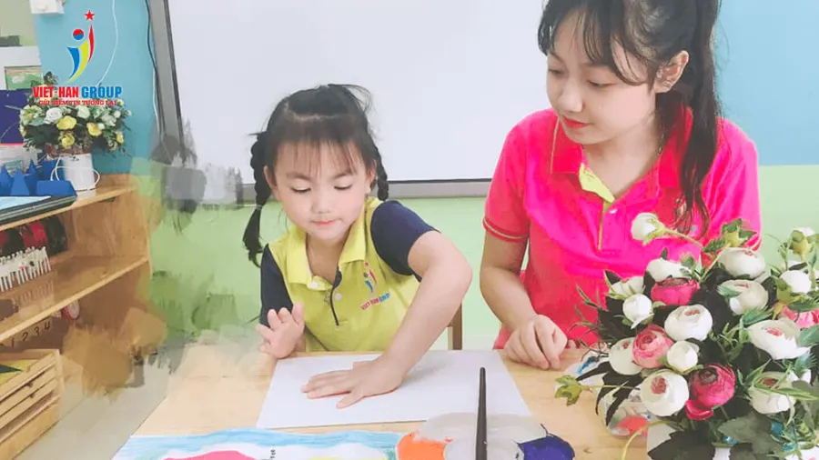 Trường Mầm Non Việt - Hàn Cầu Diễn