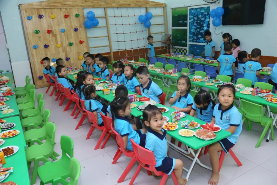 Trường Mầm Non Việt Pháp - Văn Quán