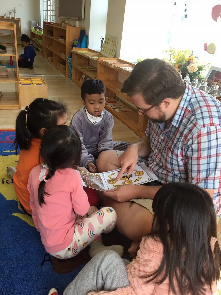 Học viện mầm non Khai Nguyên Montessori