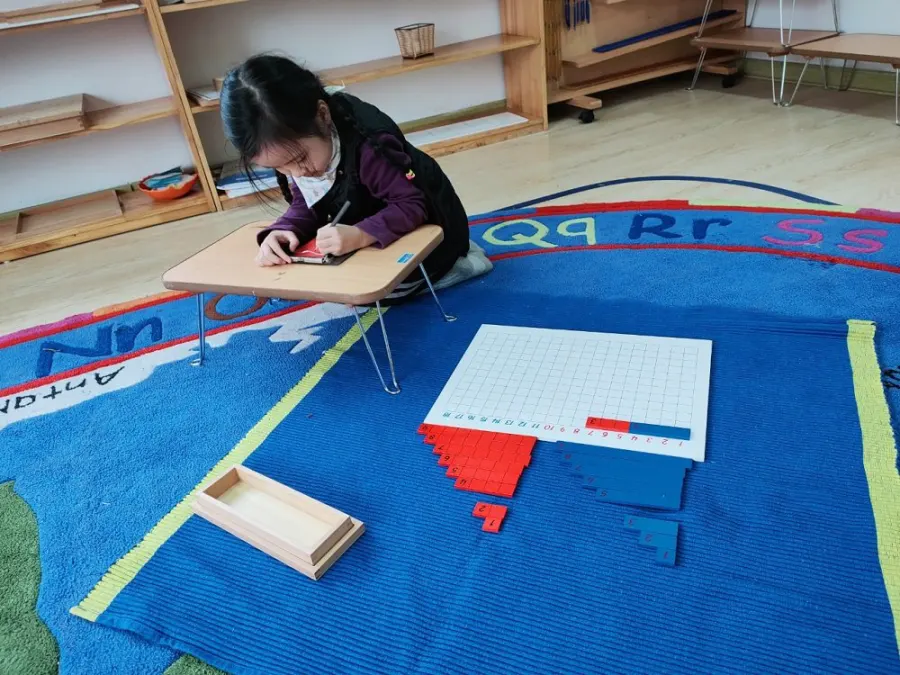 Học viện mầm non Khai Nguyên Montessori
