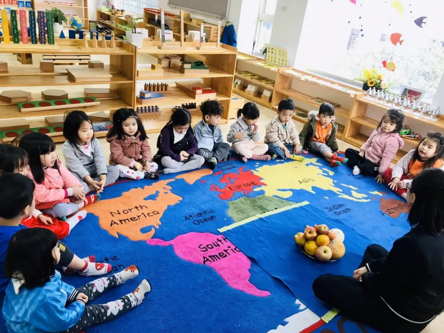 Học viện mầm non Khai Nguyên Montessori