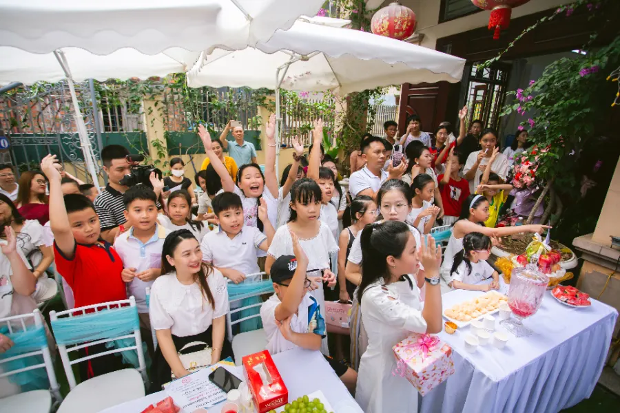Trung Tâm Ngoại Ngữ Helen