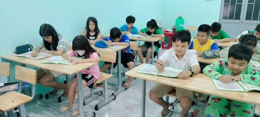 Trung tâm Ngoại Ngữ Tin Học Hoa Mặt Trời - Thị trấn Phú Mỹ, An Giang