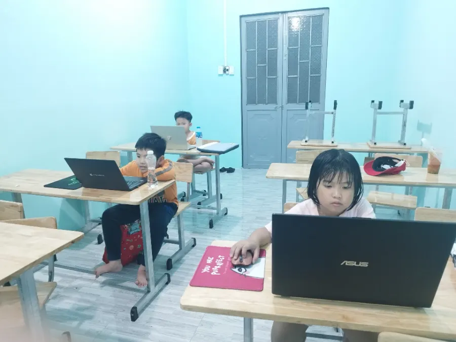 Trung tâm Ngoại Ngữ Tin Học Hoa Mặt Trời - Thị trấn Phú Mỹ, An Giang