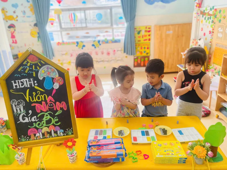 Mầm Non Rubi