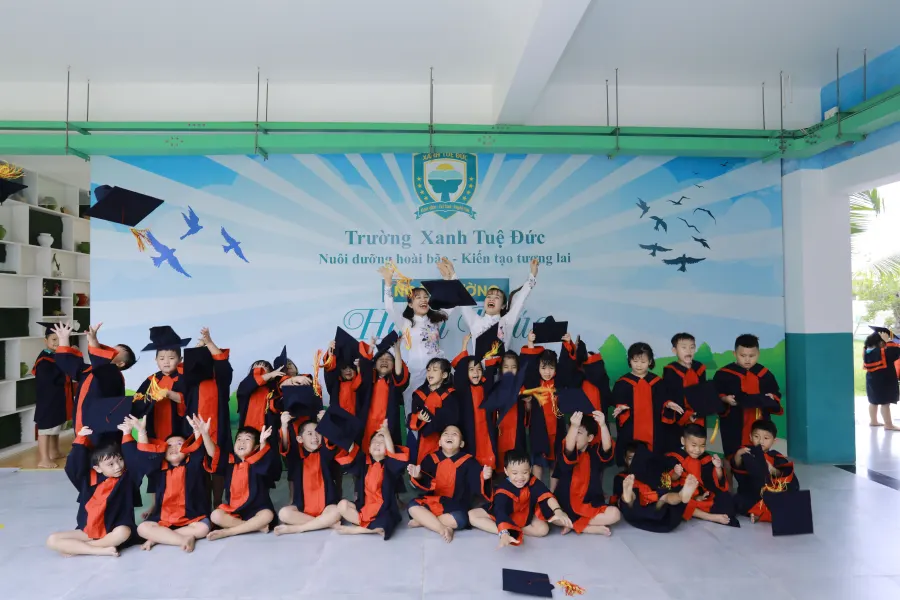 Trường Mầm non - Tiểu học Xanh Tuệ Đức Bình Dương
