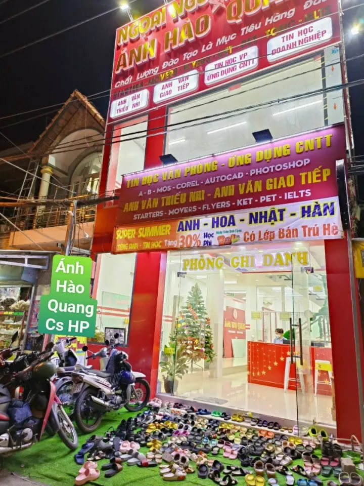 Trung tâm Ngoại Ngữ, Tin Học Ánh Hào Quang