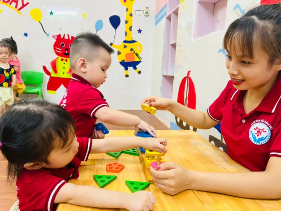 Trường mầm non Tài Năng Việt