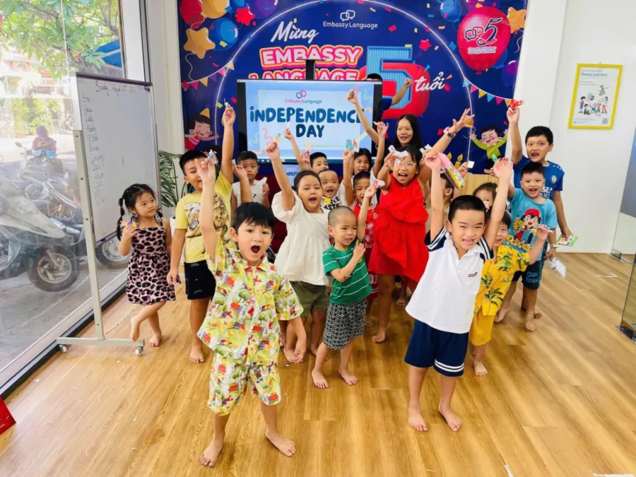 Trung tâm ngoại ngữ Embassy Language - Pleiku, Gia Lai