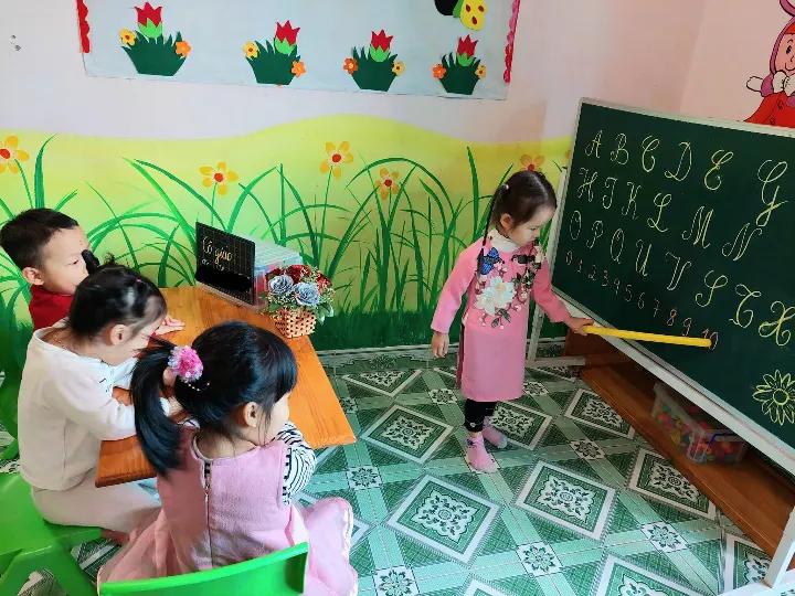 Mầm non Bé Hạnh Phúc - Happy Kids - Mai Động