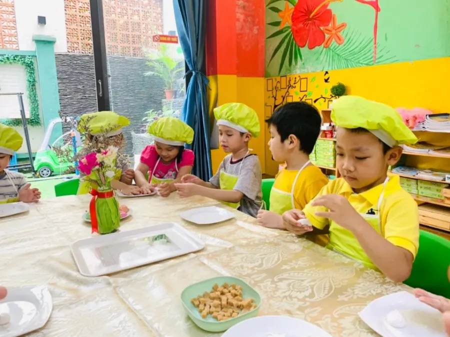 Trường mầm non Bút Chì Màu - Crayonkid school - KĐT Đặng Xá