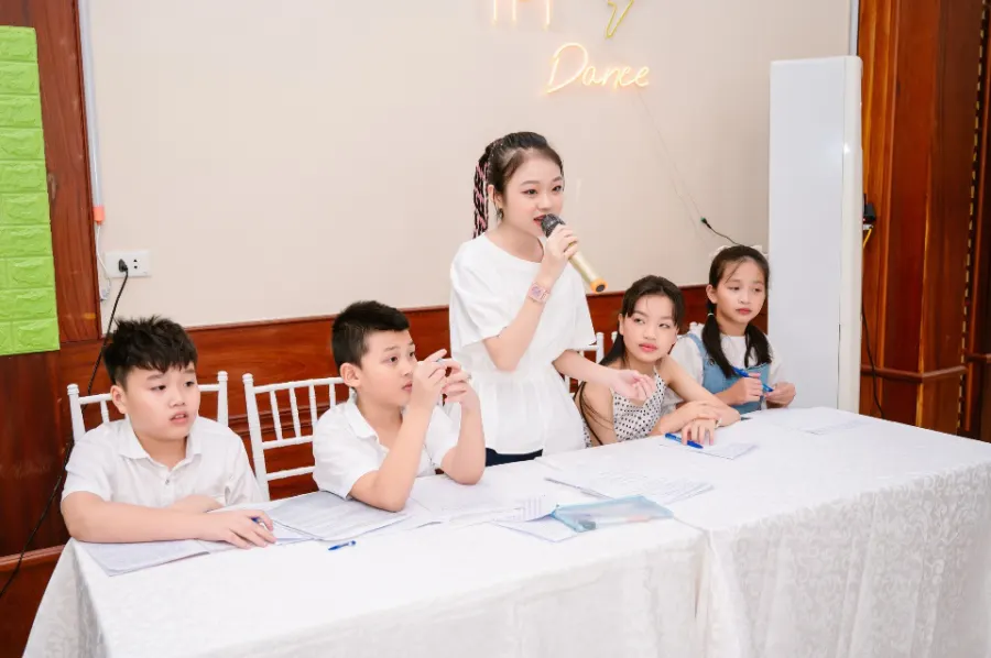 Trung tâm hát Triển Tiềm Năng Con Người TPT