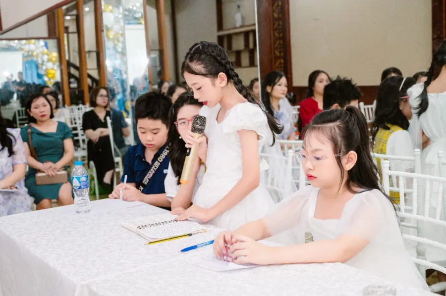 Trung tâm hát Triển Tiềm Năng Con Người TPT