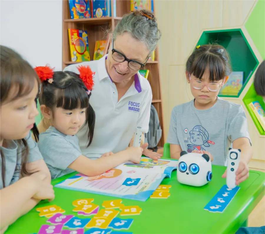 Hệ Thống Anh Ngữ - FOCUS Learning - Cơ Sở Bình Thạnh
