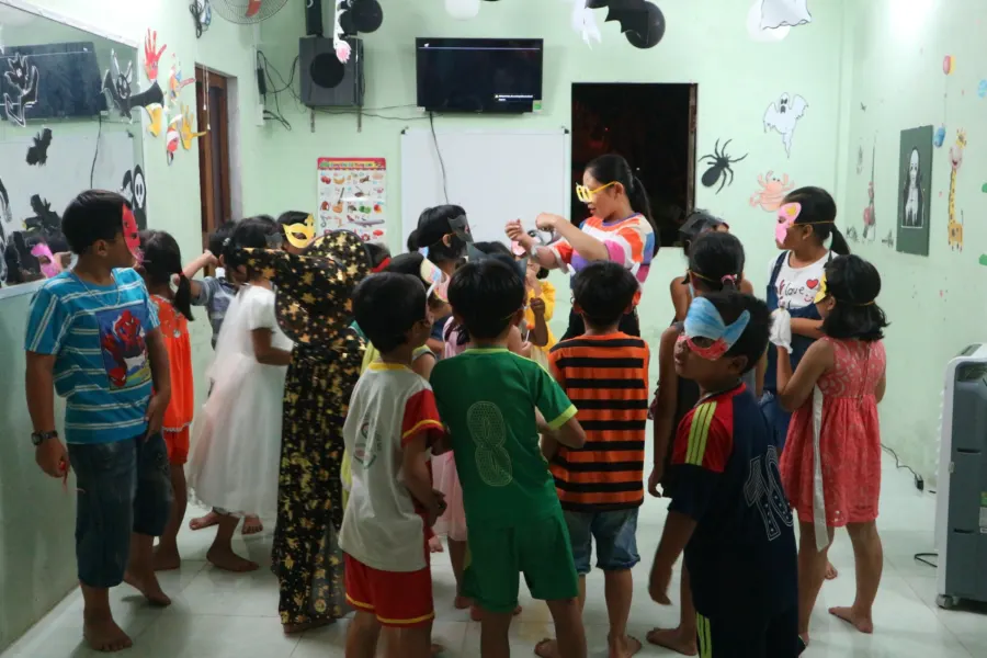 Lớp Tiếng Anh Cô Khuyên (BKQ English)
