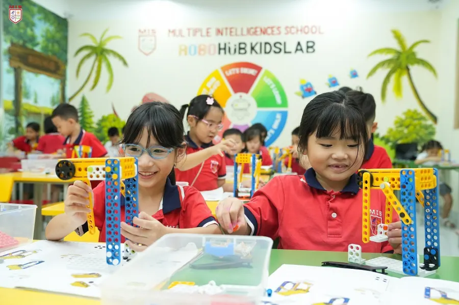 Trường Tiểu học, THCS và THPT Đa Trí Tuệ MIS - KĐT Dịch Vọng