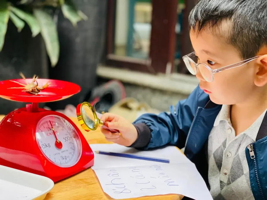 Trường Mầm Non Happy Feet Montessori Pre-school