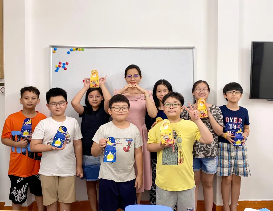Trung tâm Tiếng Anh cô Hoàng Hương - English Ms Hoang Huong - cơ sở 2 Hoàng Quốc Việt