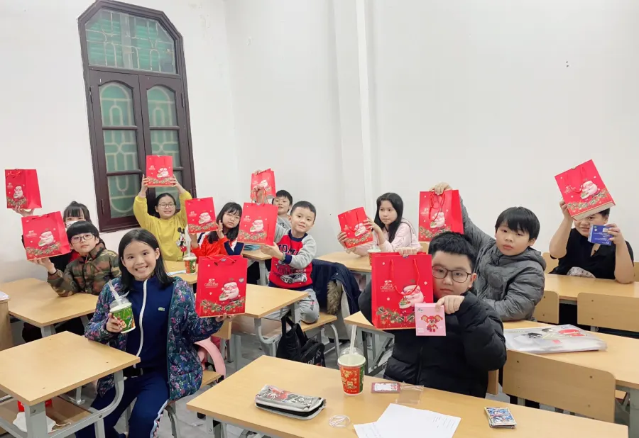 Trung tâm Tiếng Anh cô Hoàng Hương - English Ms Hoang Huong - cơ sở 2 Hoàng Quốc Việt