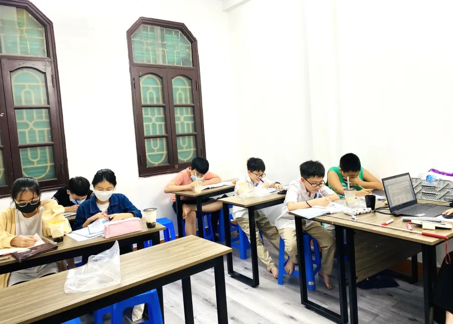 Trung tâm Tiếng Anh cô Hoàng Hương - English Ms Hoang Huong - cơ sở 2 Hoàng Quốc Việt