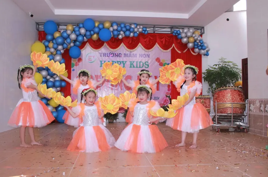 Trường Mầm Non Song Ngữ Happy Kids Montessori - Tân Thới Nhì, Hóc Môn