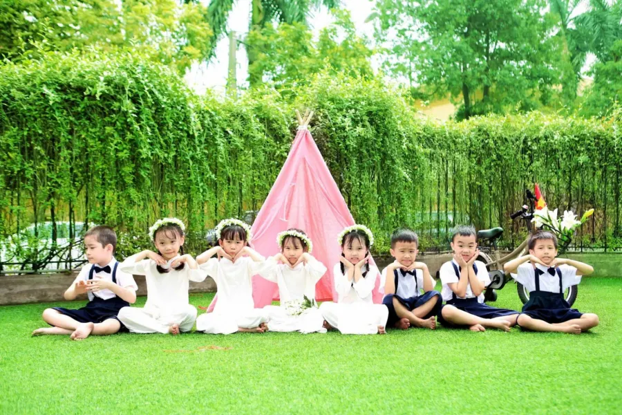 Trường Mầm Non Năm Ngón Tay Ngoan