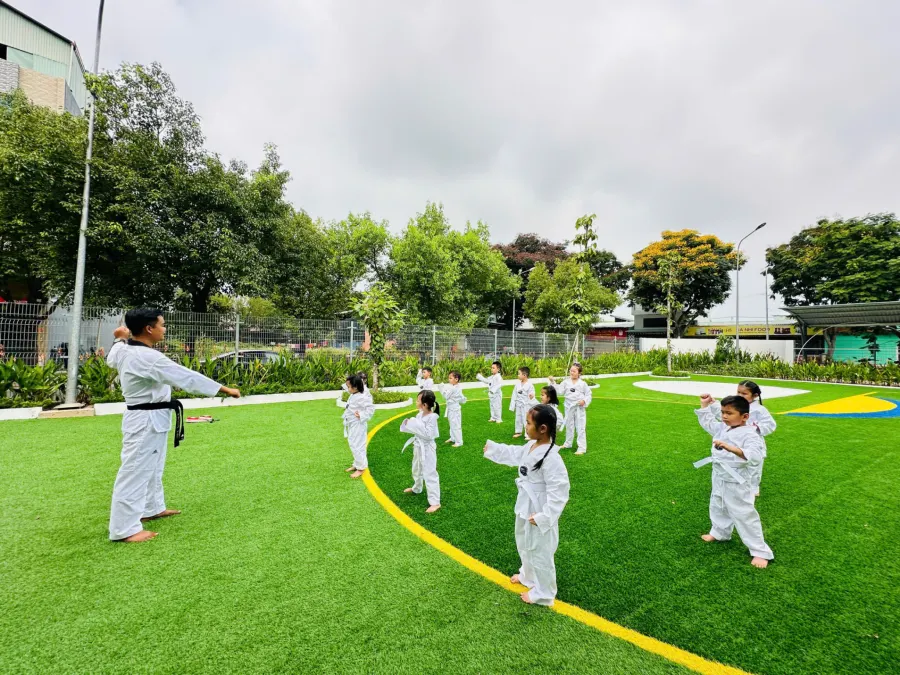 Trường Mầm non Ngôi nhà Hugo