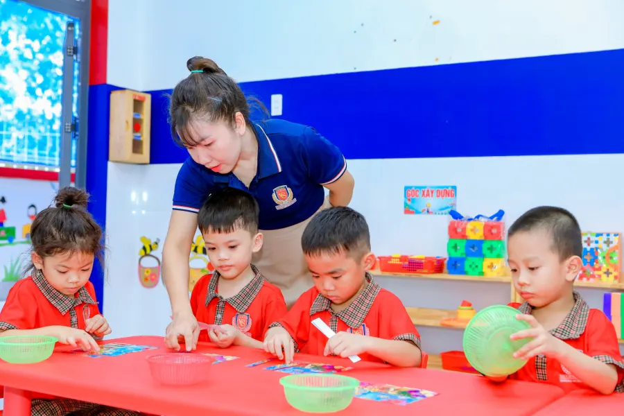 Trường Mầm Non Việt - Sing (Viet-Sing School) - Phường Bình Chiểu