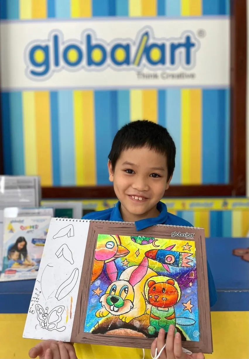 Trung Tâm Mỹ Thuật Global Art - Him lam, Quận 7