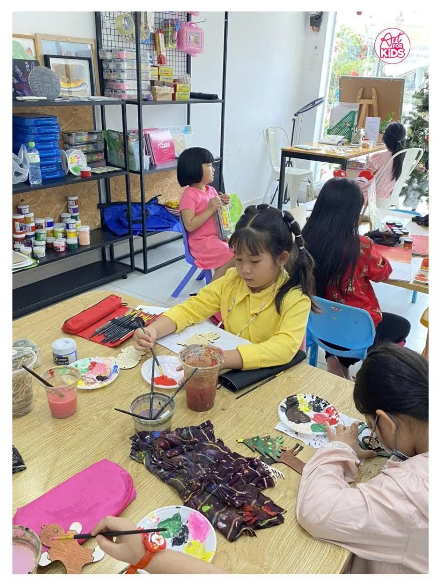 Trung Tâm Mỹ Thuật Sáng Tạo Art For Kids - Lê Văn Lương, Tân Hưng