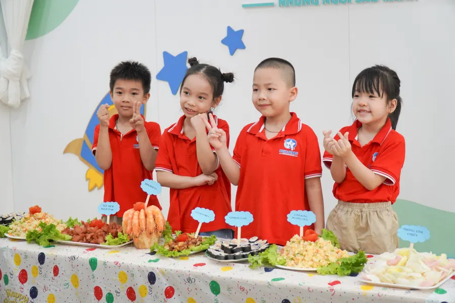 Mầm Non Song ngữ Blue Stars Montessori