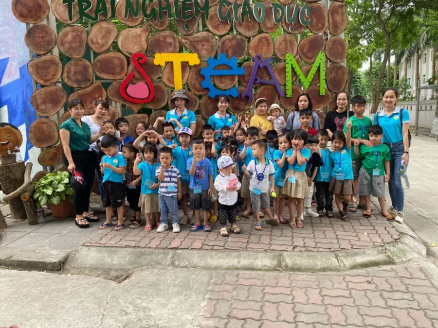 Trường Mầm Non Hoa Mai