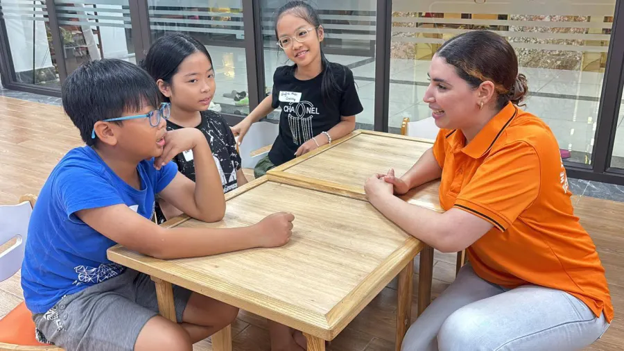 Trung Tâm Ngoại Ngữ ESA English
