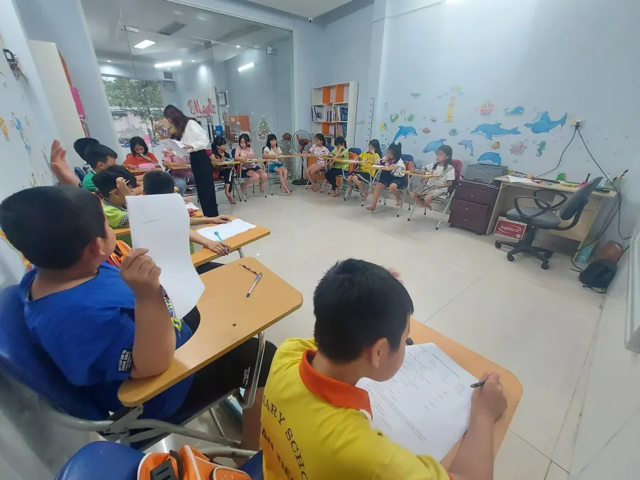 Trung tâm tiếng Anh EMagic