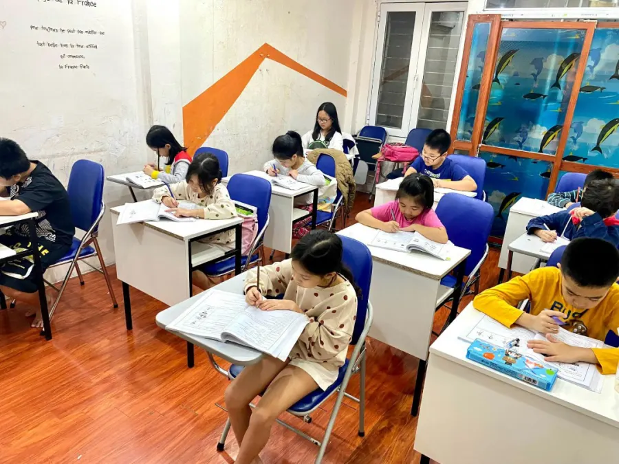 Trung Tâm Anh Ngữ MEnglish - Đội Cấn