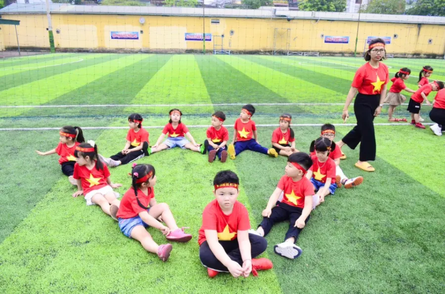 Mầm non song ngữ Montessori Thông Minh Yên Bái