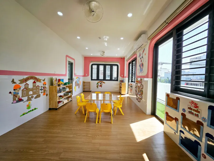 Mầm Non Nâu Nâu (Nau Nau Academy Kindergarten)