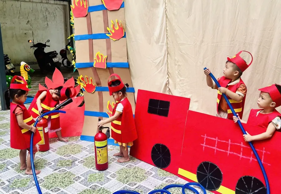 Mầm Non Mặt Trời Bé Con (Little Sunshine Preschool)