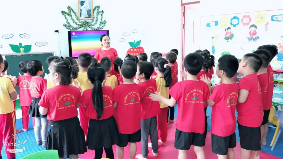 Trường mầm non Hoa Sen