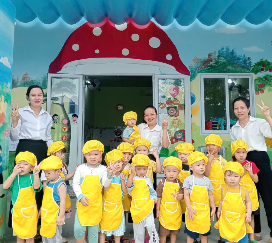 Mầm Non Mèo Con