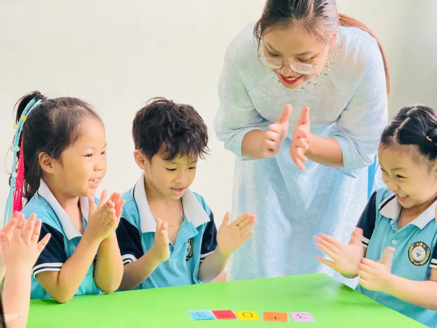 Mầm Non Vườn Ươm Trí Tuệ