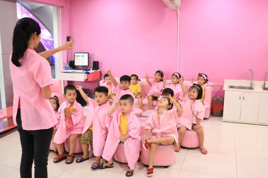 Mẫu Giáo Ánh Ban Mai - Bà Điểm