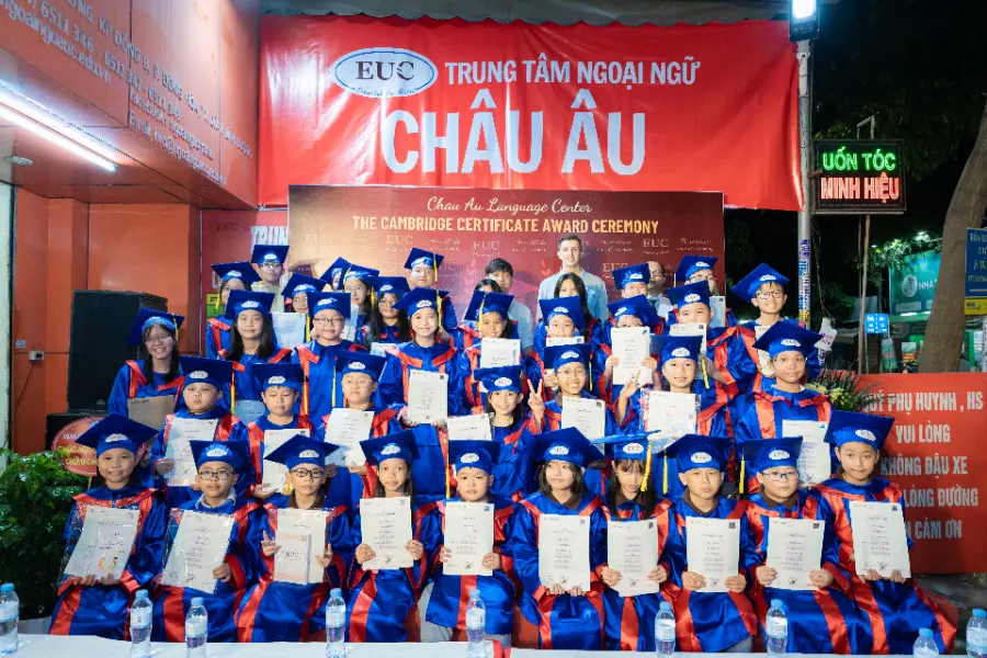 Trung Tâm Ngoại Ngữ Châu Âu - Đông Hòa, Dĩ An